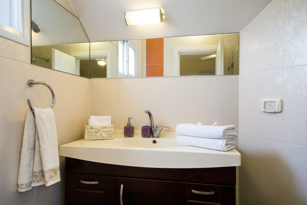 Homey Suite In Zichron Yaakov Zikhron Ya'akov Exterior foto